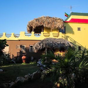 KuDehya Guesthouse